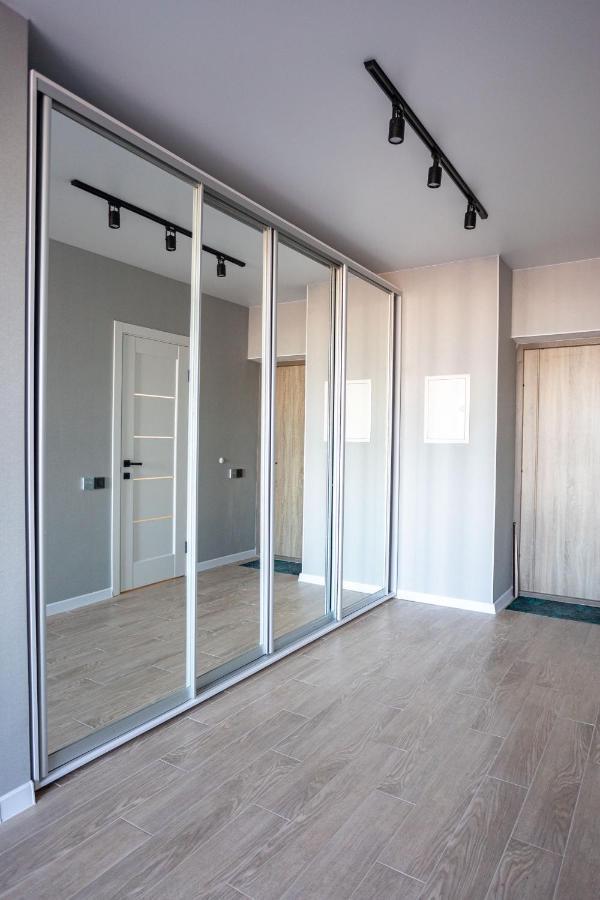 Olympic Park Apartment キエフ エクステリア 写真
